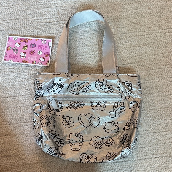 ALOHA Collection x Hello Kitty Mini Tripper - Picture 5 of 5